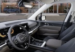 Kia Carnival LXS FWD 2026
