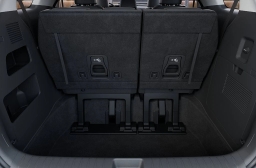 Kia Carnival LXS FWD 2026