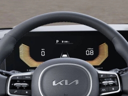 Kia Carnival LXS FWD 2026