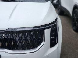 Kia Carnival LXS FWD 2026