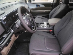Kia Carnival LX FWD 2026