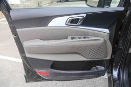 Kia Carnival LX FWD 2026