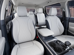 Kia Carnival EX FWD 2026
