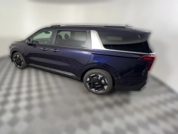 Kia Carnival EX FWD 2026