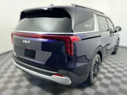 Kia Carnival EX FWD 2026