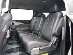 Kia Carnival EX FWD 2026