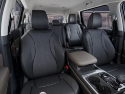 Kia Carnival EX FWD 2026
