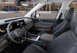 Kia Carnival EX FWD 2026