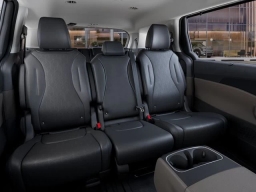 Kia Carnival EX FWD 2026