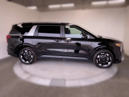 Kia Carnival EX FWD 2026