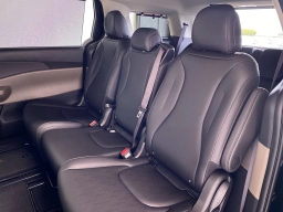 Kia Carnival EX FWD 2026