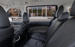 Kia Carnival EX FWD 2026