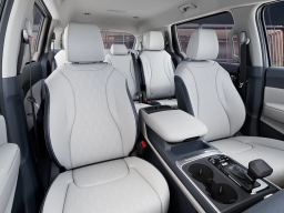 Kia Carnival EX FWD 2026