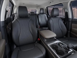 Kia Carnival EX FWD 2025