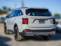 Kia Carnival EX FWD 2026