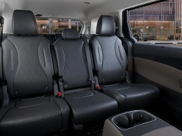 Kia Carnival EX FWD 2026