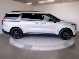 Kia Carnival EX FWD 2027