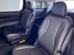 Kia Carnival EX FWD 2027