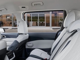 Kia Carnival Hybrid EX FWD 2026