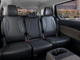 Kia Carnival Hybrid EX FWD 2026