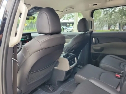 Kia Carnival Hybrid EX FWD 2026