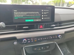 Kia Carnival Hybrid EX FWD 2026