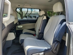 Kia Carnival Hybrid EX FWD 2026