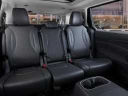 Kia Carnival SX FWD 2026