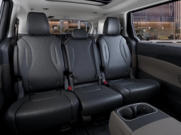 Kia Carnival SX FWD 2026