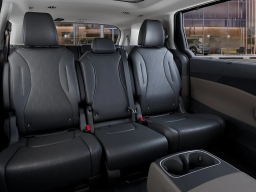 Kia Carnival SX FWD 2026