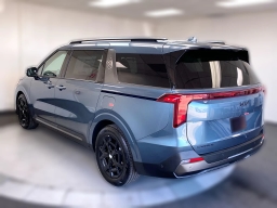 Kia Carnival SX FWD 2026