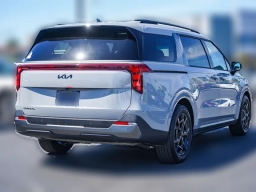 Kia Carnival SX FWD 2026