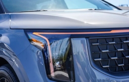Kia Carnival SX FWD 2026