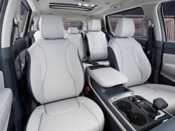 Kia Carnival SX FWD 2026