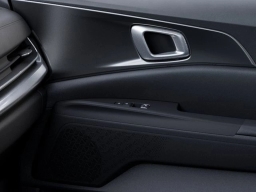 Kia Carnival Hybrid SX FWD 2026