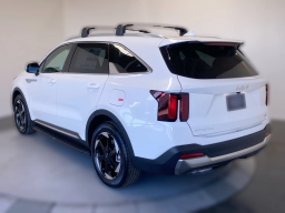 Kia Sorento Hybrid EX FWD 2026