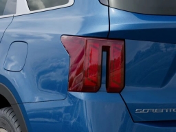 Kia Sorento Hybrid EX FWD 2026