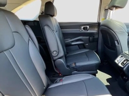Kia Sorento Hybrid EX AWD 2026