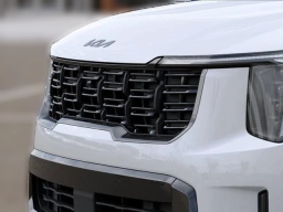 Kia Sorento Plug-In Hybrid X-Line SX Prestige AWD 2026
