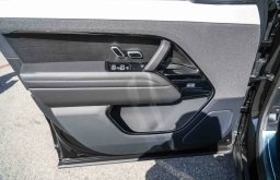 Land Rover Range Rover Sport Dynamic SE P460e 2026