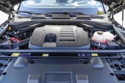 Land Rover Range Rover Sport Dynamic SE P460e 2026
