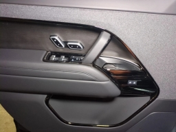 Land Rover Range Rover Sport Dynamic SE P460e 2026