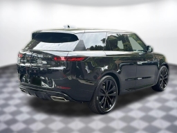 Land Rover Range Rover Sport Dynamic SE P400 2026