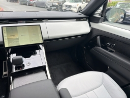 Land Rover Range Rover Sport Dynamic SE P400 2026