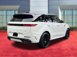Land Rover Range Rover Sport SV P635 2026