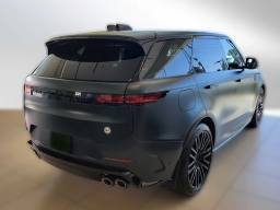 Land Rover Range Rover Sport SV P635 2026