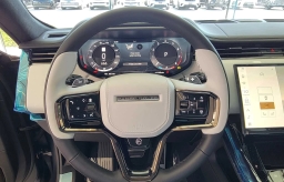 Land Rover Range Rover Sport SV P635 2026