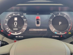 Land Rover Range Rover Sport SV P635 2026