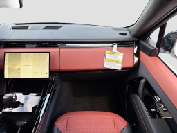 Land Rover Range Rover Sport SV P635 2026
