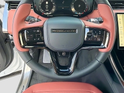 Land Rover Range Rover Sport SV P635 2026